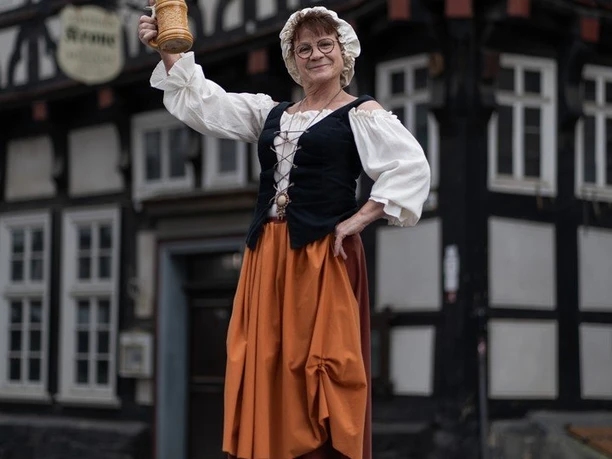 Schankmagd aus dem Gasthaus Krone