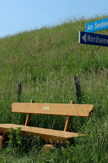 Wurten- und Kirchentour