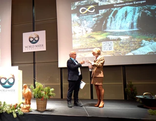 1 Keyvisual WWC 2025 Quellwasser ch