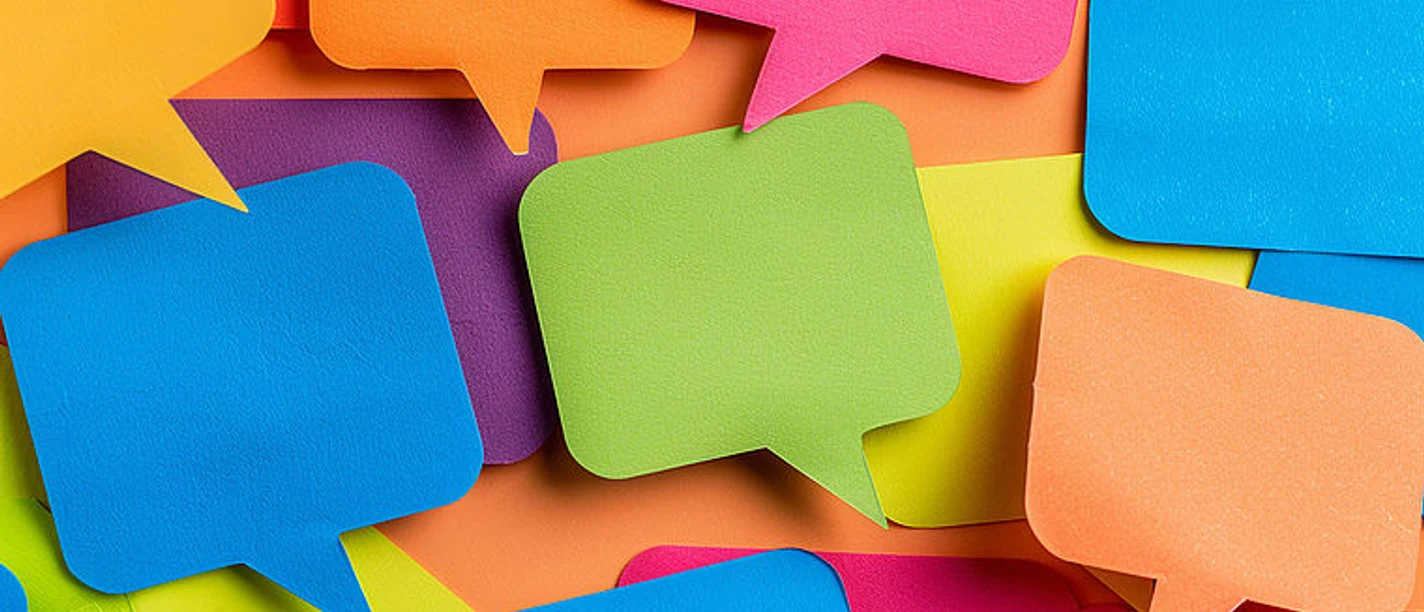 selected_csm_cropmiddle_In_aller_Munde_colorful-speech-bubbles_635747791d_03.jpg selected_csm_cropmiddle_In_aller_Munde_colorful-speech-bubbles_635747791d_03.jpg