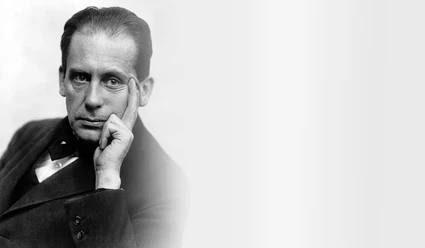 2026-11-12_WalterGropius-1919_web┬®gemeinfrei_Louis-Held.jpg