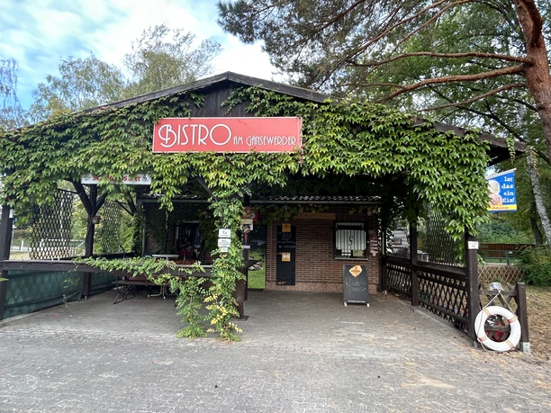 Bistro am Gänsewerder (4).jpg Bistro am Gänsewerder (4).jpg