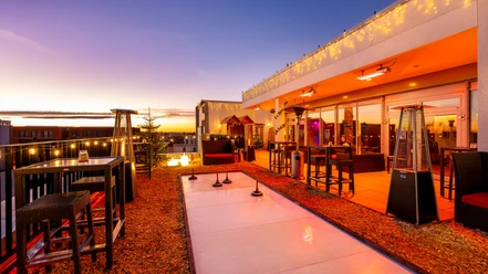 Penthouse Winter Rooftop_2560x1440 .jpg