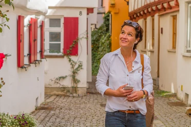 Lauschtour "Günzburger Stadtrundgang" Lauschtour "Günzburger Stadtrundgang", Frau in der Rosengasse