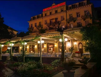 Ristorante Da Sebastiano The garden terrace at Ristorante Da Sebastiano at night