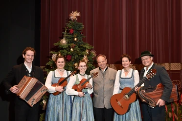 Hl. Nacht - Familienmusik Rehm + Bigler + R.M. Schießler-.jpg