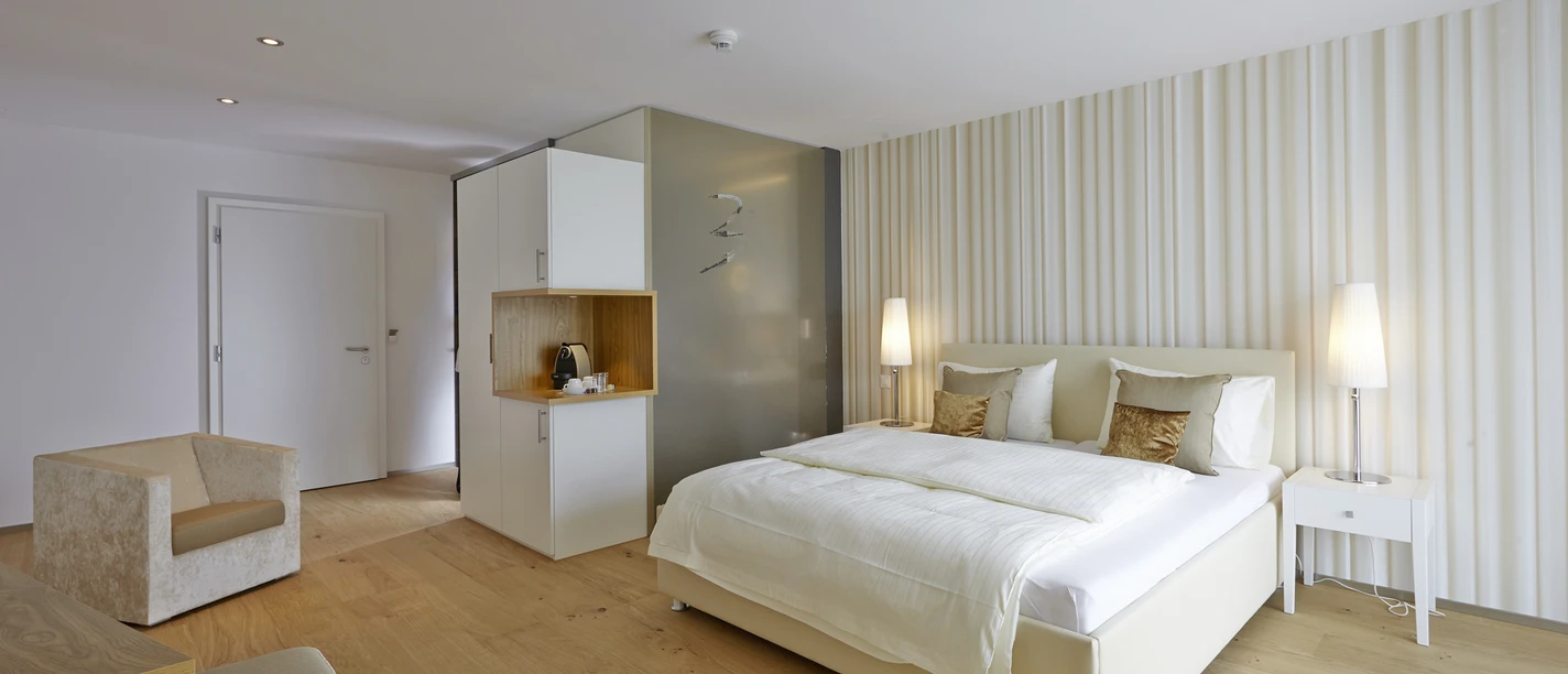 ava-hotel_sempachersee_Zimmer_03.jpg ava-hotel_sempachersee_Zimmer_03.jpg