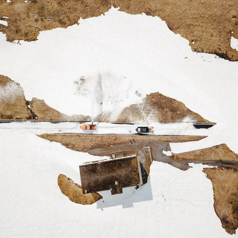 Schneeräumung Furkapass.jpg Schneeräumung Furkapass.jpg