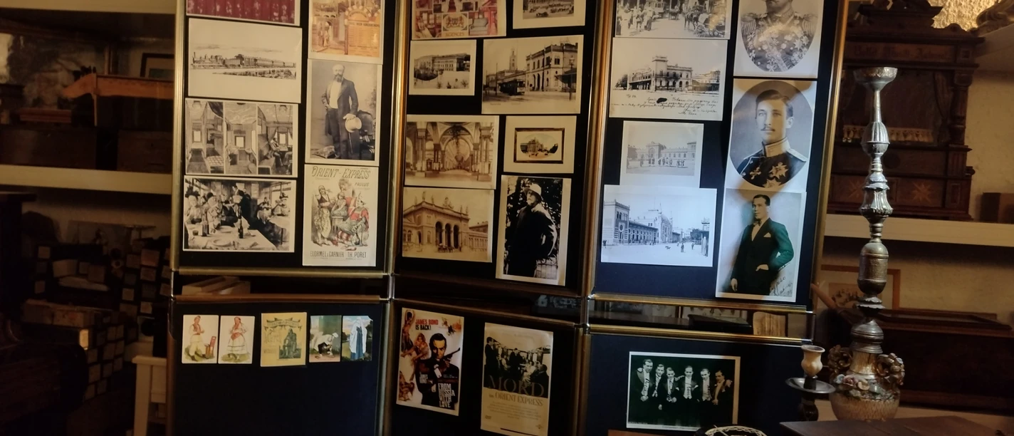 Museum Orientexpress Fotowand Fotowand zum Orientexpress mit historischen Bildern und Exponaten im Drehorgelmuseum