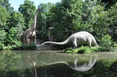 Brachio und Diplodocus - Giganten im Saurierpark
