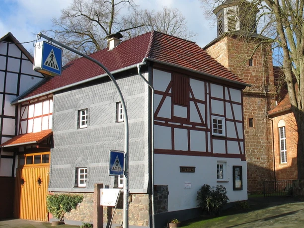 Museum Geismar, Foto+© Heinz Hauptführer, CC BY-SA (15).JPG Museum Geismar, Foto+© Heinz Hauptführer, CC BY-SA (15).JPG