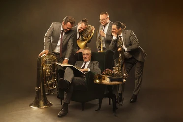 CLASSIC BRASS