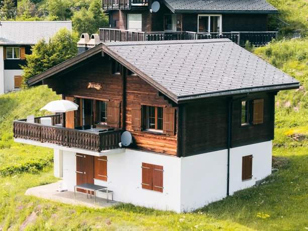 chalet-foresta-sommer-aletsch-arena-nico-brenner-0 chalet-foresta-sommer-aletsch-arena-nico-brenner-0