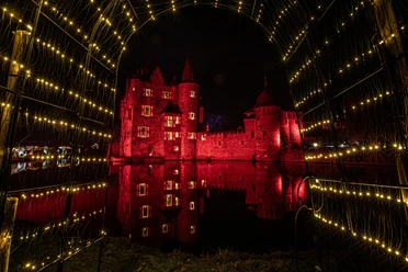 Burg Satzvey im Lichterglanz