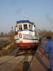 Slipanlage im Hafen Barßel mit MS Spitzhörn