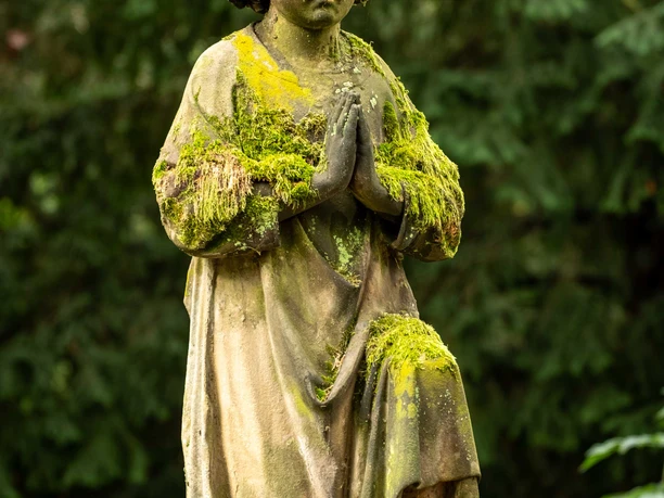 Melatenfriedhof-KoelnTourismus-Seelbach_5069.jpg Melatenfriedhof-KoelnTourismus-Seelbach_5069.jpg