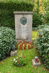 Melatenfriedhof-KoelnTourismus-Seelbach_5100.jpg
