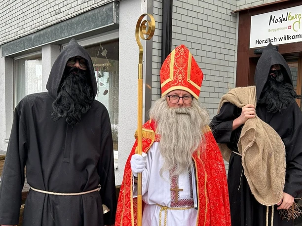 Samichlaus Schmutzli quer Samichlaus Schmutzli quer