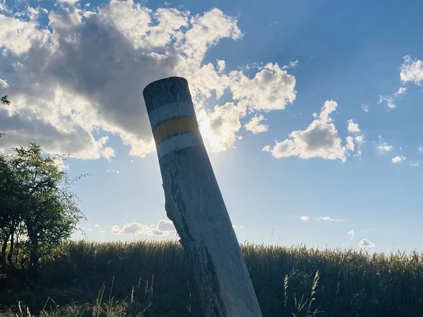 mertendorf_vehrigsweg_wegekennzeichen