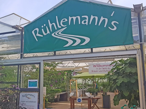 Eingang zu Rühlemann's Kräutergärtnerei Eingang zu Rühlemann's Kräutergärtnerei