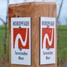 Markierungszeichen des NORDPFADES Tarmstedter Moor Markierungszeichen des NORDPFADES Tarmstedter Moor