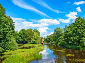 Traumhafter Blick von der Vorwerkbrücke auf die Oste Traumhafter Blick von der Vorwerkbrücke auf die OsteFantastic view of the Oste from the Vorwerkbrücke bridgeFantastisk udsigt over Oste fra Vorwerkbrücke-broenFantastisch uitzicht op de Oste vanaf de brug Vorwerkbrücke