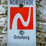 Markierungszeichen des NORDPFADES Osterberg Markierungszeichen des NORDPFADES Osterberg