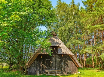 Der Schafstall in der Osterheide am NORDPFAD Osterberg Der Schafstall in der Osterheide am NORDPFAD OsterbergThe sheepfold in the Osterheide on the NORDPFAD OsterbergFårefolden i Osterheide på NORDPFAD OsterbergDe schaapskooi in de Osterheide op de NORDPFAD Osterberg