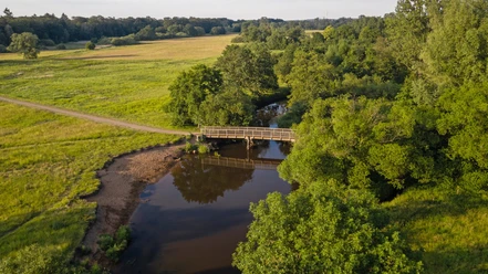 Die Wümme und die Gothardbrücke aus der Vogelperspektive Die Wümme und die Gothardbrücke aus der Vogelperspektive