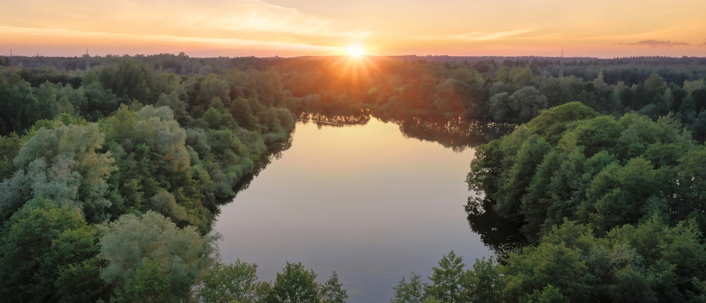 Der Kleine Bullensee aus der Vogelperspektive Der Kleine Bullensee aus der Vogelperspektive