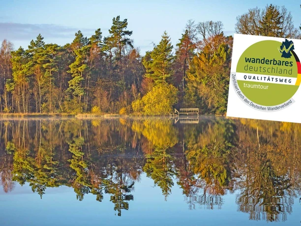 Der Bullensee mit dem Zertifikat des NORDPFADES Dör't Moor Der Bullensee mit dem Zertifikat des NORDPFADES Dör't Moor