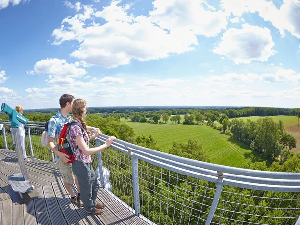 blick-vom-aussichtsturm-loensberg