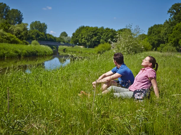 wanderer-an-der-vechte-pause