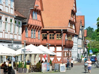 Gifhorner Altstadt Blick auf die Fassaden in der Gifhorner AltstadtView of the facades in the old town of GifhornUdsigt over facaderne i Gifhorns gamle bymidteZicht op de gevels in het oude centrum van Gifhorn
