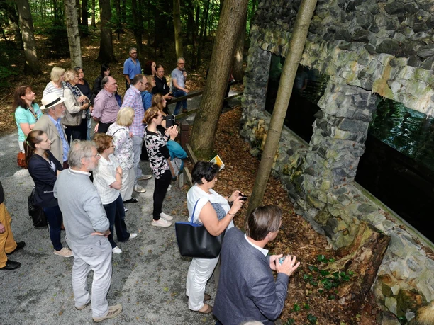 Vor dem Gehege im Otter-Zentrum Vor dem Gehege im Otter-Zentrum Hankensbüttel