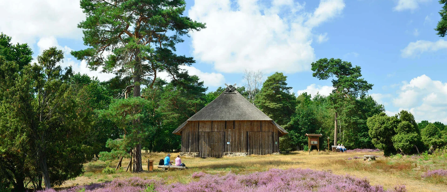 Schafstall am Heiligen Hain Schafstall am Heiligen Hain bei Wahrenholz