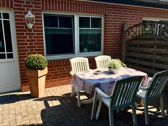 Ferienhof_Pieper_Terrasse-Wohnung-2