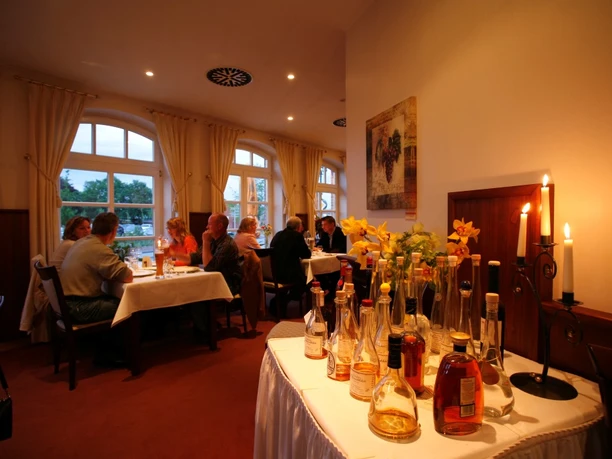 HotelEmslaenderHof__DoerpenRestaurant-mini.jpg