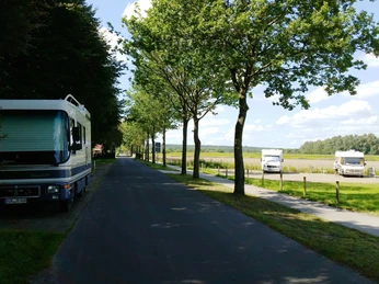 wohnmobilstellplatz-am-erikasee-2016-7