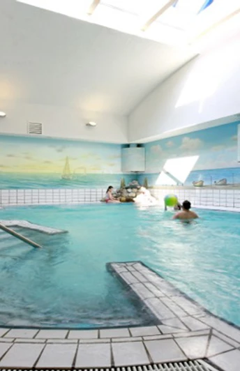 Schwimmbad_im_Landgasthof_Alte_Post.jpg Schwimmbad im Landgasthof Alte Post Wohnmobilstellplatz