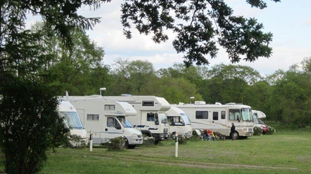 Reisemobilstellplatz_Steenfelde_WOL.jpg