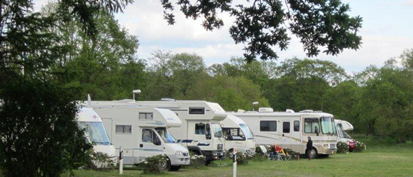 Reisemobilstellplatz_Steenfelde_WOL.jpg Reisemobilstellplatz_Steenfelde_WOL.jpg