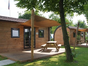 Woodlodge beim Campingplatz Freizeitpark am Emsdeich