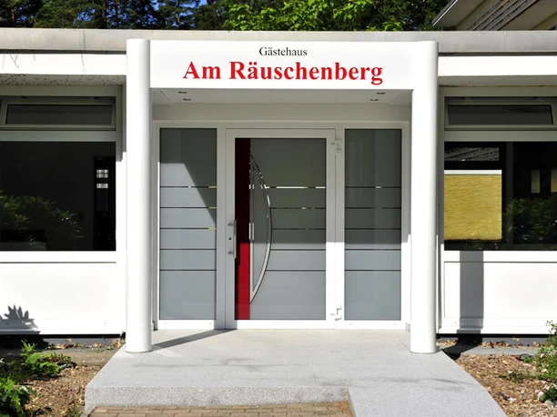 gaesthaus-raueschenberg-eingang Eingang des Gästehauses