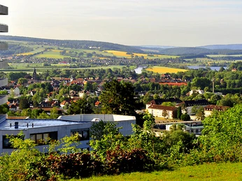 gaesthaus-raueschenberg-aussicht Blick vom Gästehaus über Höxter