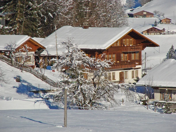Aussenansicht im Winter