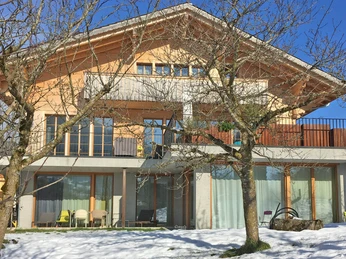 Aussenansicht Chalet Park im Winter
