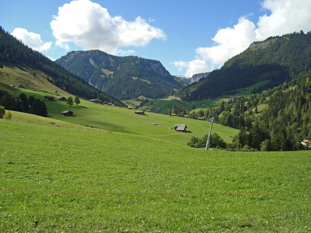 Vue vers l'intérieur de la vallée