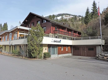 Maison Enzian en été