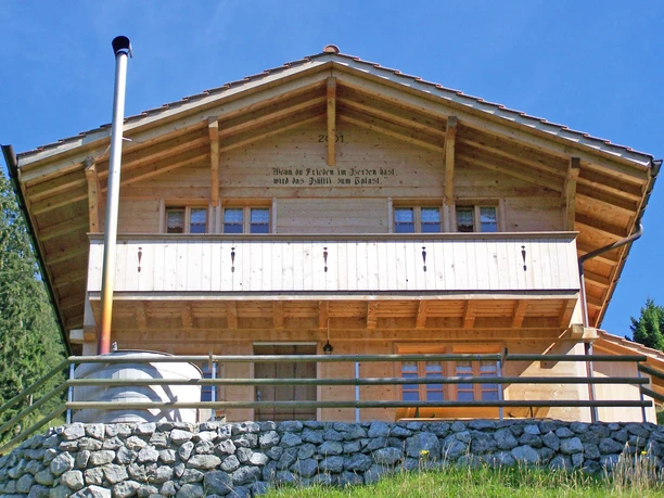 Weidhüttli im Sommer von aussen